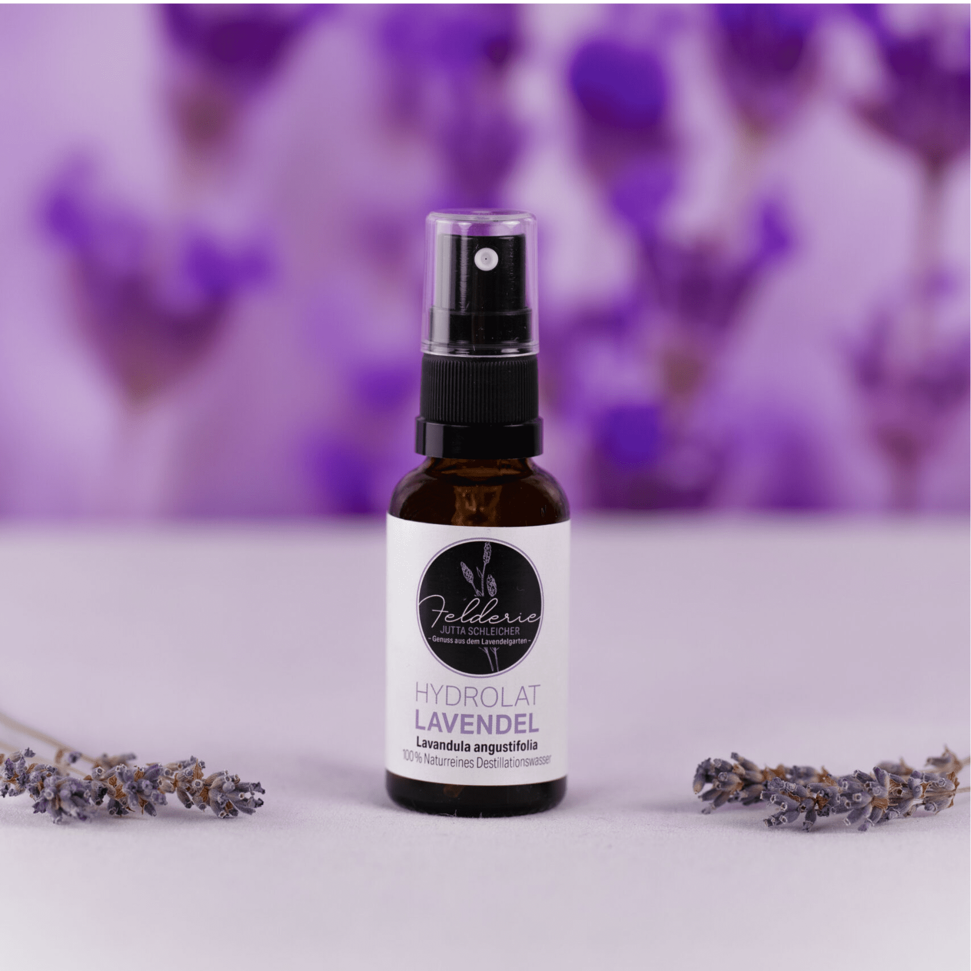 Lavendel Hydrolat zur Raumbeduftung